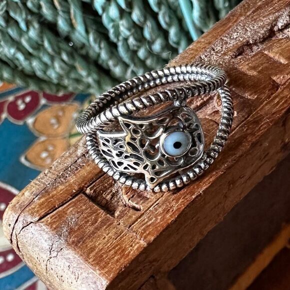 925 Sterling Silver Hamsa Ring - Picture 2 of 7